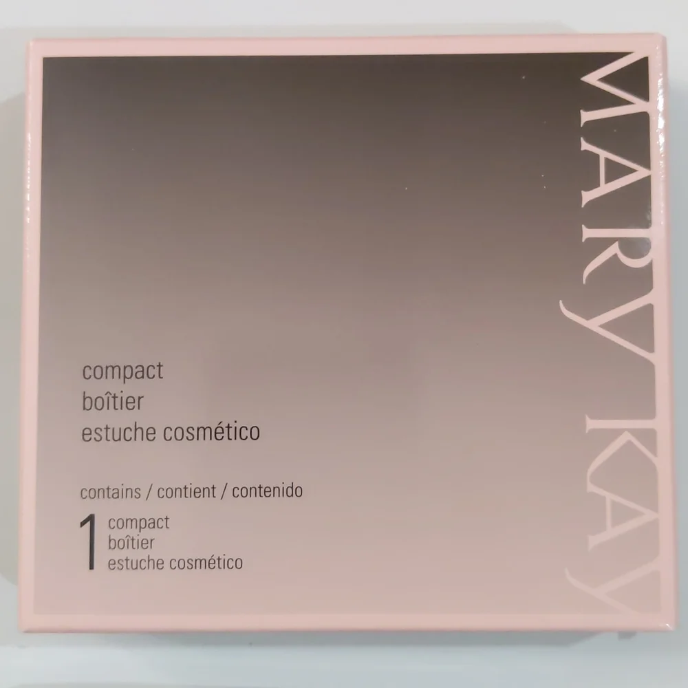 Mary Kay Compact, empty - Picture 7 of 7